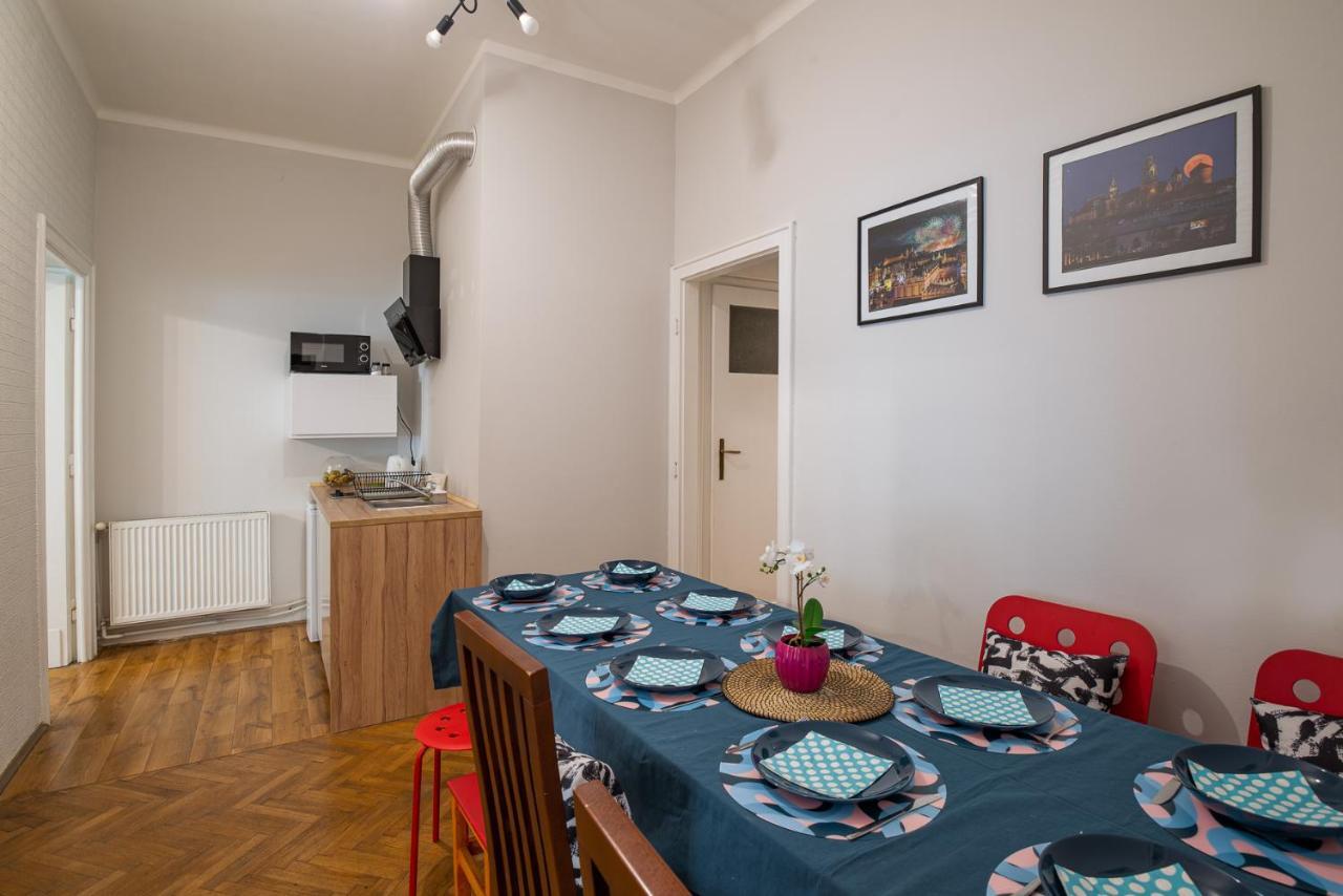 Kings Neighbor. Apartment 600 Meters From Castle Krasków Exterior foto